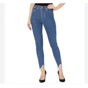 Levi's Wedgie Skinny w raw hem jeans sz32